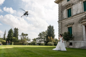 drone al matrimonio